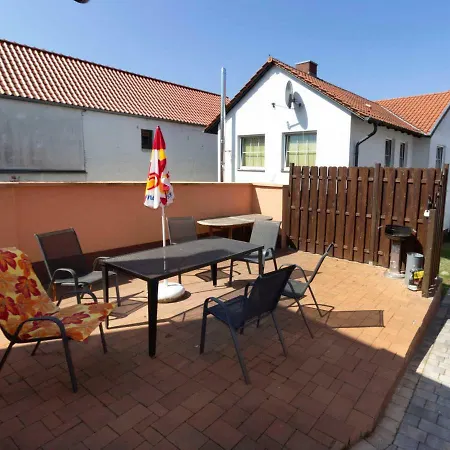 Monima * Bergen Auf Rugen